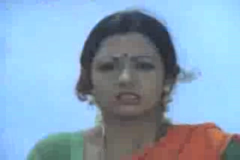  16 Vayathiniley Sample.mp4